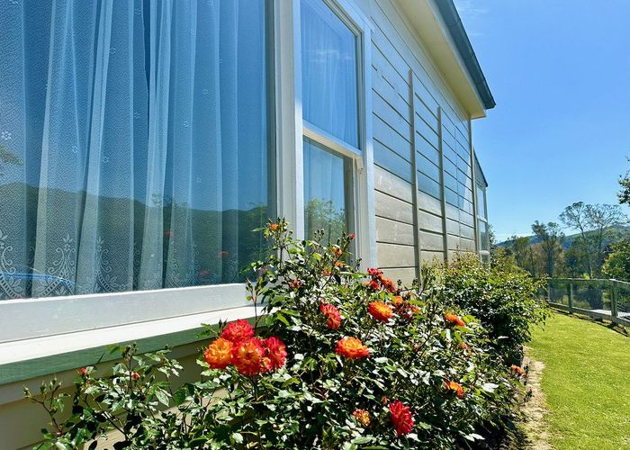  at 1480 Waingake Road, Manutuke