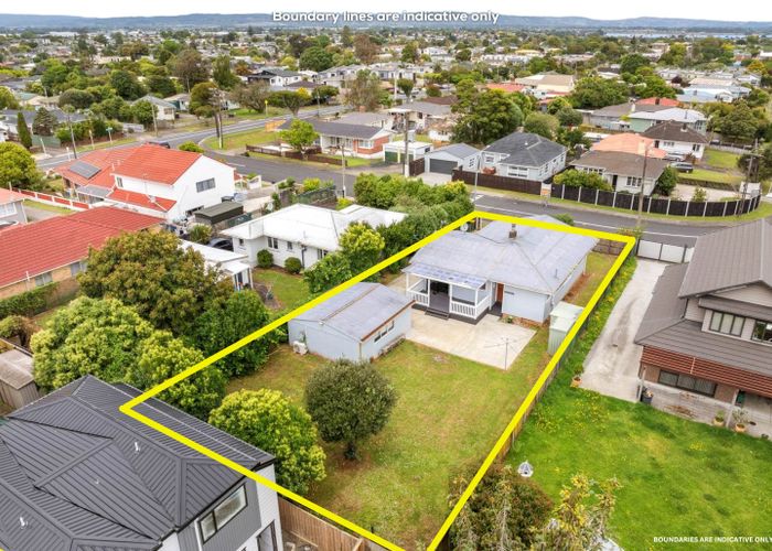 at 3 Eddowes Street, Manurewa, Auckland