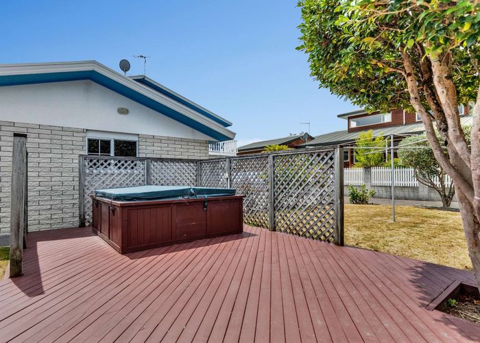  at 9 Golders Place, Richmond Heights, Taupo