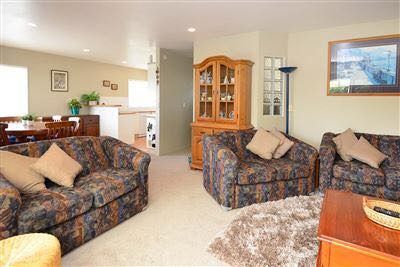  at 2 Tyrico Close, Unsworth Heights, North Shore City, Auckland