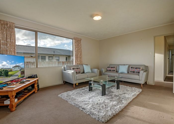  at 9 Colonial Place, Kelvin Grove, Palmerston North, Manawatu / Whanganui