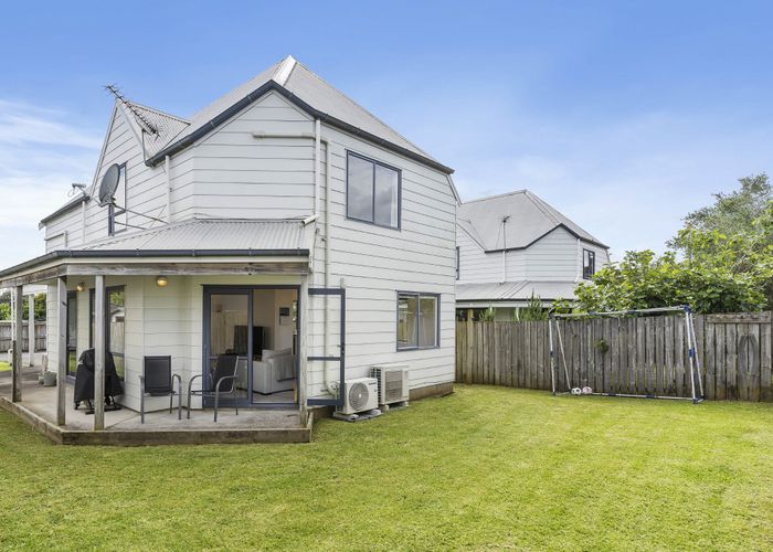  at 22B Panorama Road, Mount Wellington, Auckland