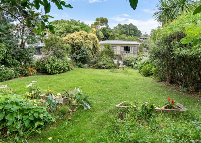  at 5 Killarney Avenue, Torbay, Auckland