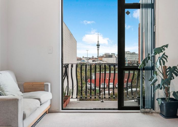  at 2J/30 Randolph Street, Eden Terrace, Auckland City, Auckland