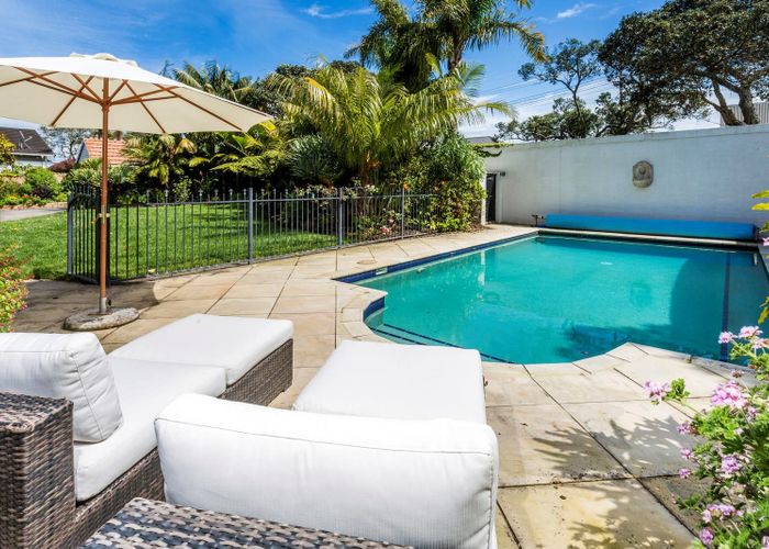 at 1 Ascot Avenue, Narrow Neck, Auckland