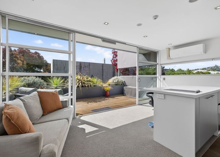  at 8/8A Settlers Crescent, Ferrymead, Christchurch City, Canterbury