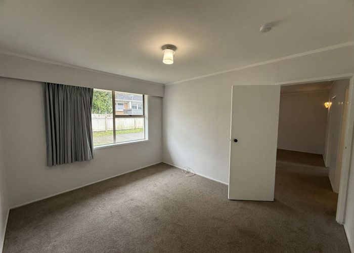  at 4/37 Wallace Road, Papatoetoe, Auckland