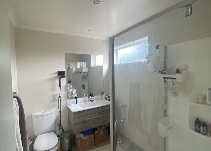  at 20 Caldera Drive, Long Bay, North Shore City, Auckland