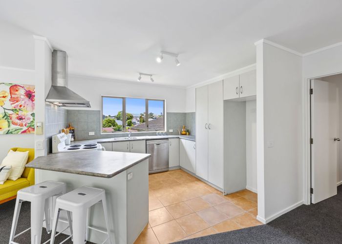  at 19b Landow Place (off Parrs Cross Road), Henderson, Waitakere City, Auckland