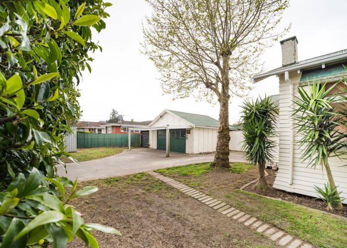  at 4 Rainforth Street, Roslyn, Palmerston North, Manawatu / Whanganui
