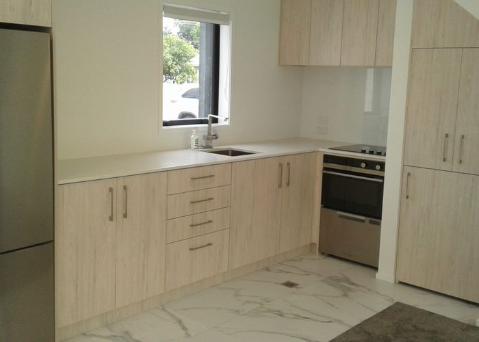  at 9/21 Titoki Street, Te Atatu Peninsula, Auckland