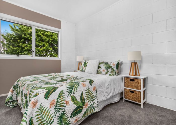  at 4/11 Harding Avenue, Mount Wellington, Auckland City, Auckland