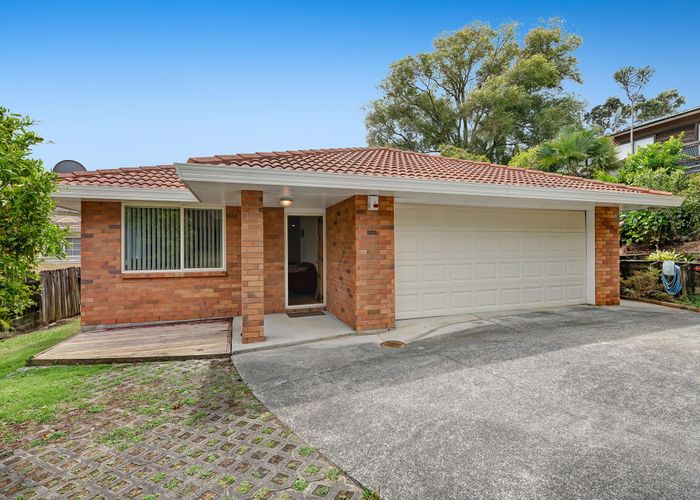  at 5 Ian Marwick Place, Birkenhead, Auckland
