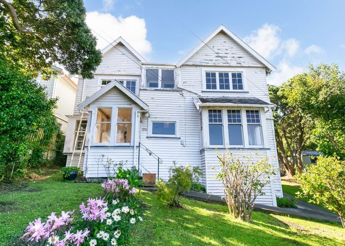  at 33B Hamilton Road, Hataitai, Wellington