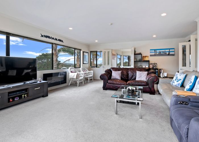  at 19 Rivervale Grove, Stanmore Bay, Whangaparaoa