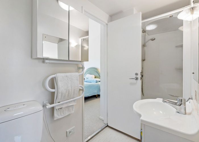  at 4/45 Byron Ave, Takapuna, North Shore City, Auckland