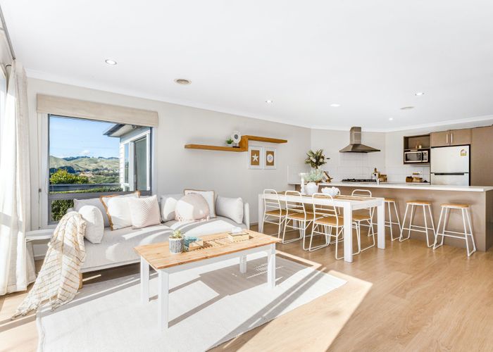  at 5 Tongariro Drive, Aotea, Porirua, Wellington