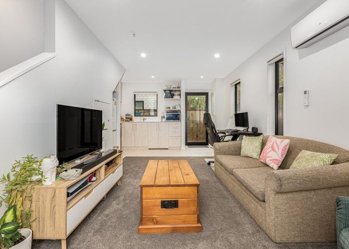  at 2/3 Johnston Grove, Taita, Lower Hutt, Wellington