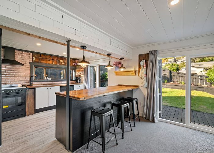  at 2 Ripon Street, Lyttelton, Banks Peninsula, Canterbury