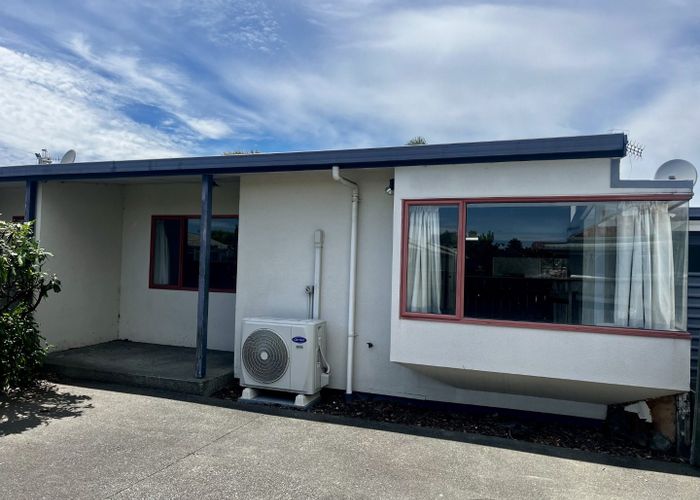  at 2/722 Charles Street, Raureka, Hastings, Hawke's Bay