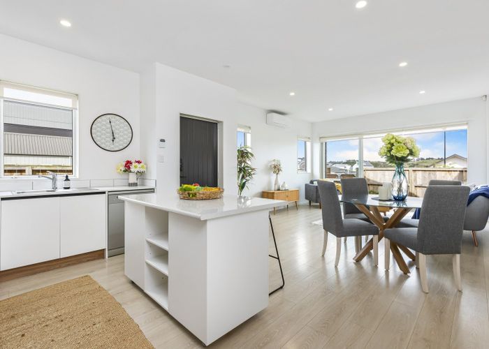 at 129 Tarapuka Road, Westgate, Auckland