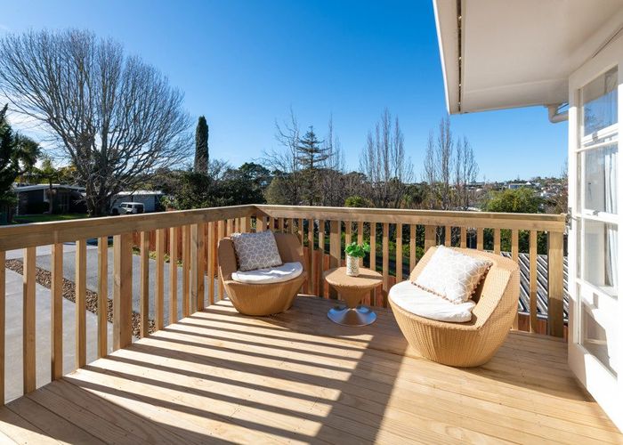  at 3 Gladys Avenue, Glenfield, North Shore City, Auckland