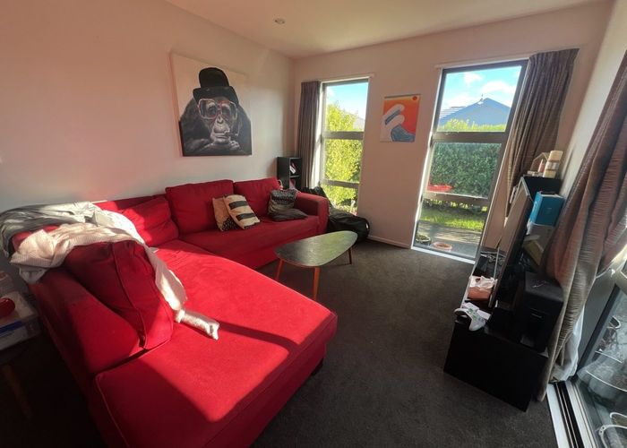  at 6  Capil Court, Halswell, Christchurch City, Canterbury