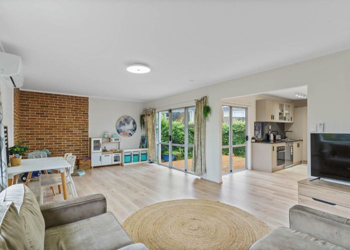  at 220 Birkdale Road, Birkdale, North Shore City, Auckland