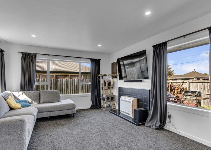  at 32 Bentley Street, Russley, Christchurch