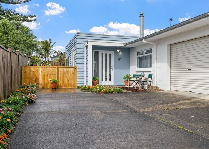  at 64b Muir Ave, Mangere Bridge, Manukau City, Auckland