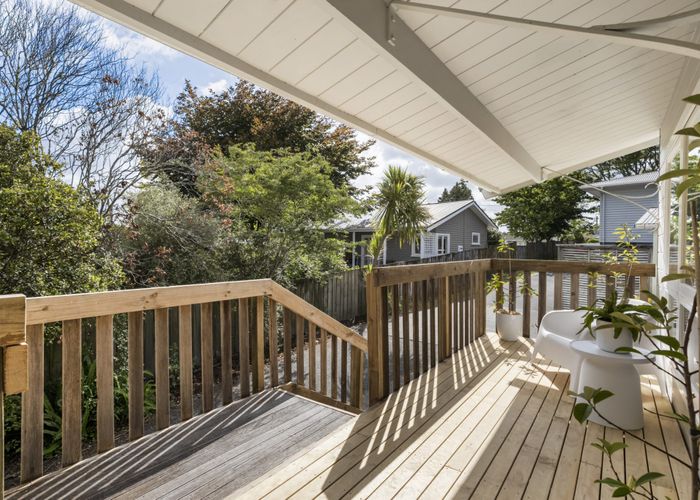  at 2/40 Salisbury Road, Birkdale, Auckland