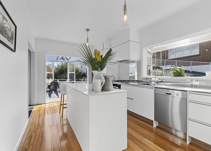  at 49 Queens Road, Glen Avon, New Plymouth, Taranaki