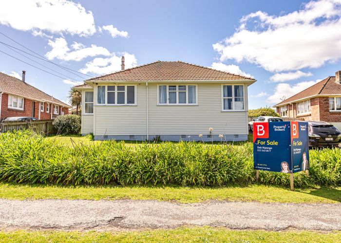  at 90 Harper Street, Gonville, Whanganui, Manawatu / Whanganui