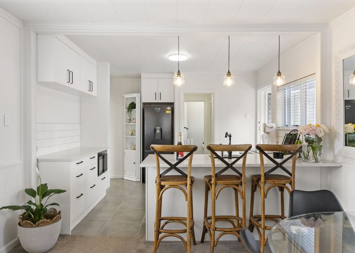  at 2/49 Waterloo Street, Howick, Manukau City, Auckland