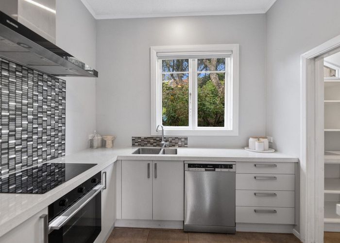  at 28 Murray Street, Caversham, Dunedin, Otago