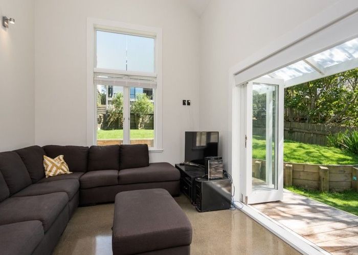  at 1B Overtoun Terrace, Hataitai, Wellington, Wellington