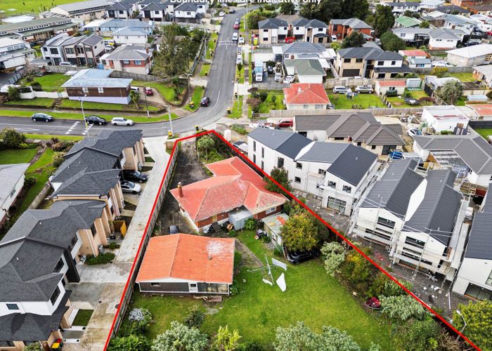 at 32 Tawa Crescent, Manurewa, Manukau City, Auckland