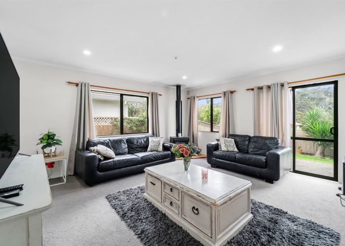  at 4/31 Roanoke Way, Albany, Auckland