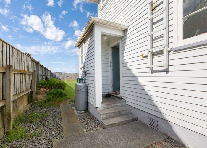  at 75 Swiss Avenue, Gonville, Whanganui