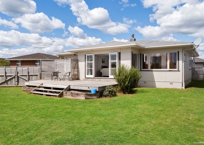 Free property data for 37 Sandspit Road, Waiuku homes.co.nz