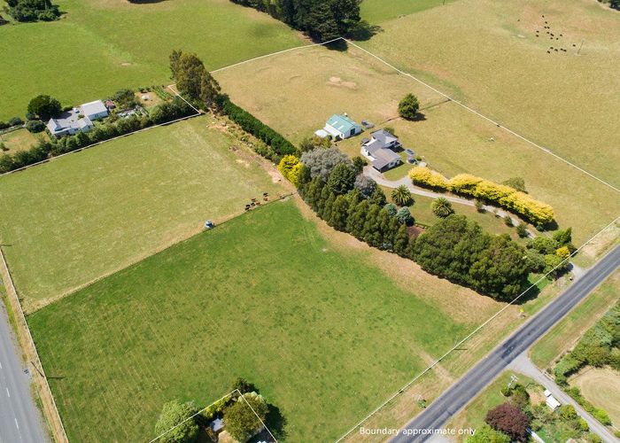  at 17 Coulters Line, Kiwitea, Feilding
