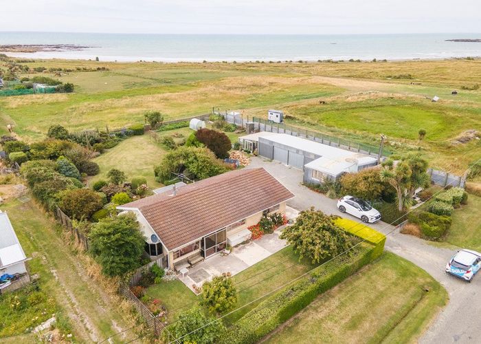  at 42 Cobblestone Road, Kakanui, Oamaru