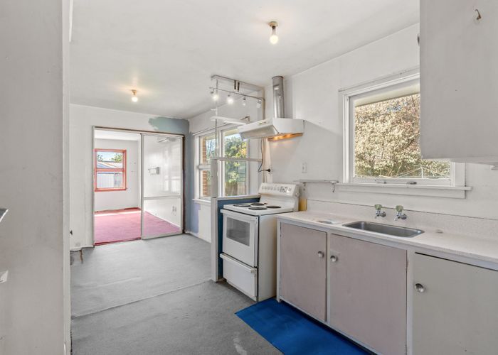  at 10 Bendale Place, Avonhead, Christchurch City, Canterbury