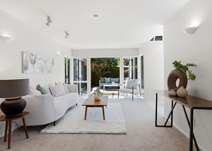  at 2/99 Hebron Road, Waiake, North Shore City, Auckland