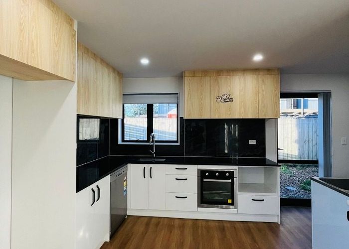  at 10A Benton Place, Manurewa, Manukau City, Auckland