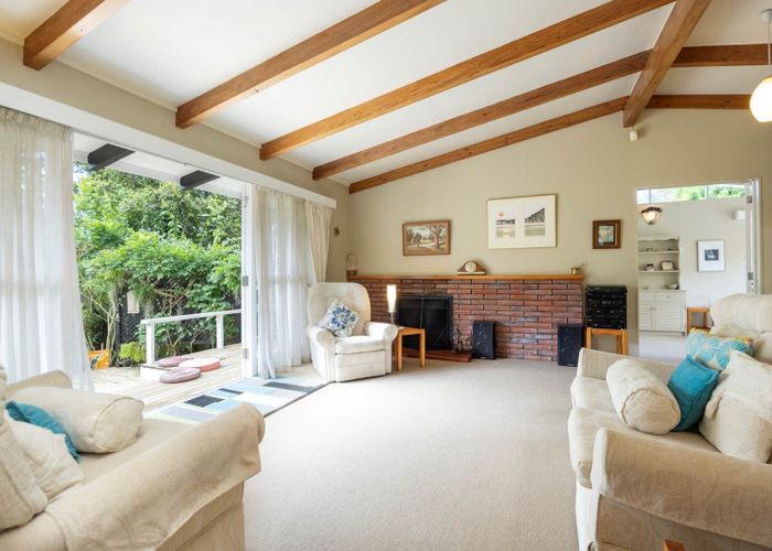  at 36 South Lynn Road, Titirangi, Waitakere City, Auckland