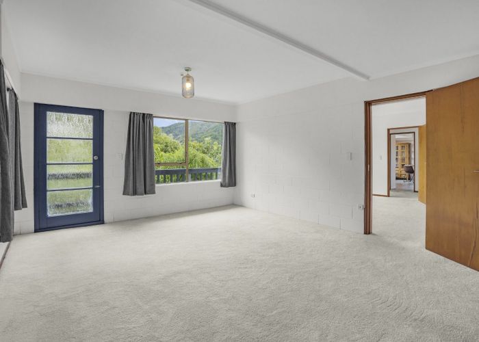  at 2/55 Waitohu Road, York Bay, Lower Hutt, Wellington