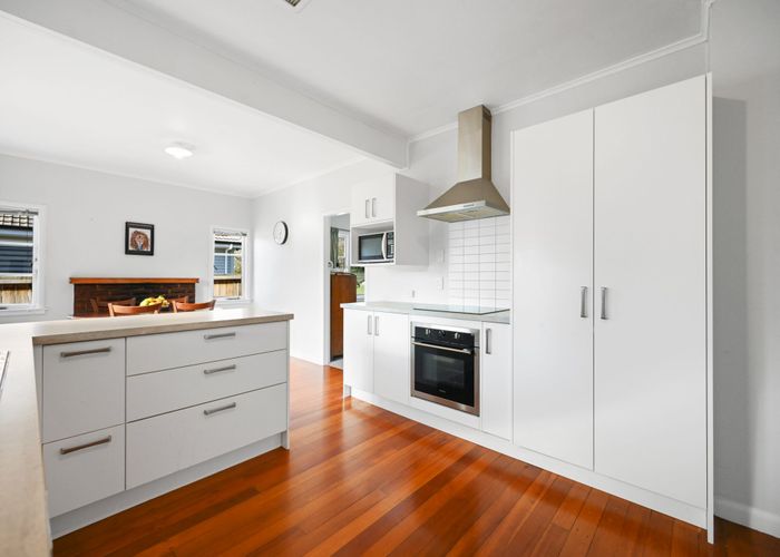  at 3 Kakanui Avenue, Hillcrest, Hamilton