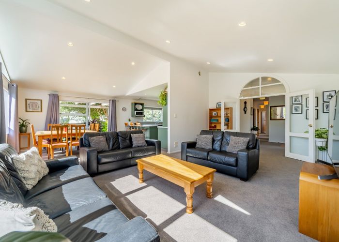 at 30 Longfellow Street, Trentham, Upper Hutt