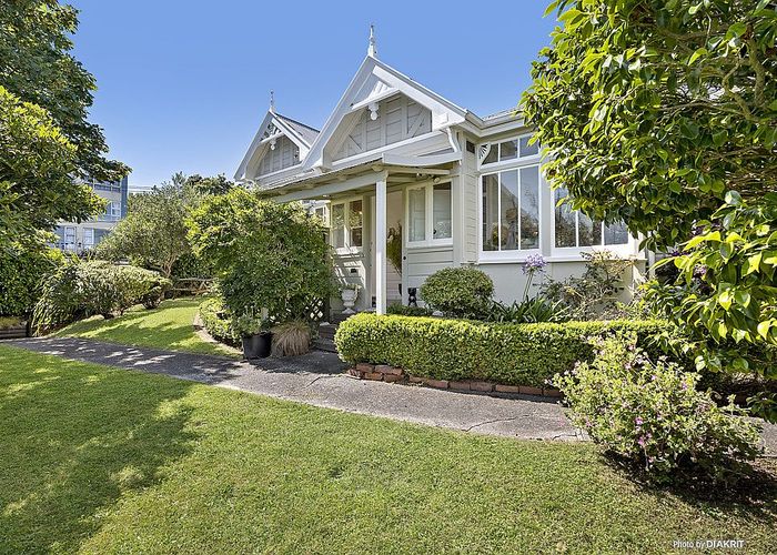  at 100 Coromandel Street, Newtown, Wellington